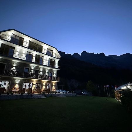 Hotel Vellezrit Guri Theth Exterior foto
